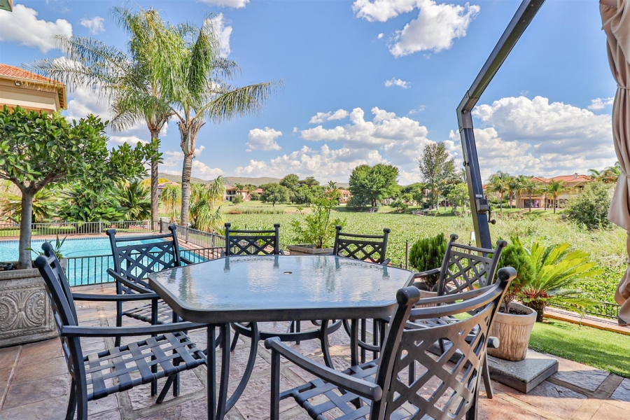 4 Bedroom Property for Sale in WestLake Country Safari Estate North West